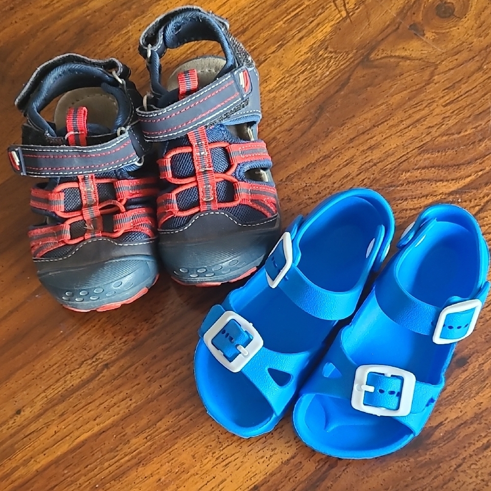 Black and Red Sporty Sandals with Durable Soles (🛍 Bundle ANY 6/$36)